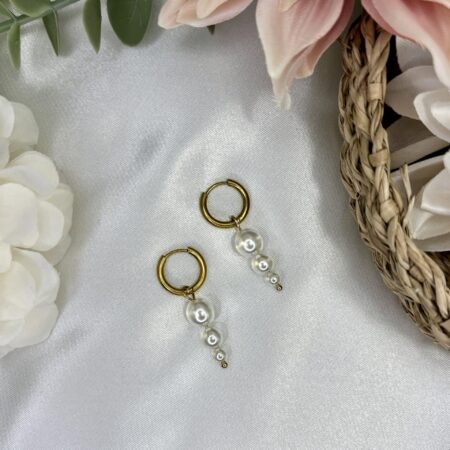 Vaihdokkaat-korvakorukokonaisuus, kulta-helmiäinen