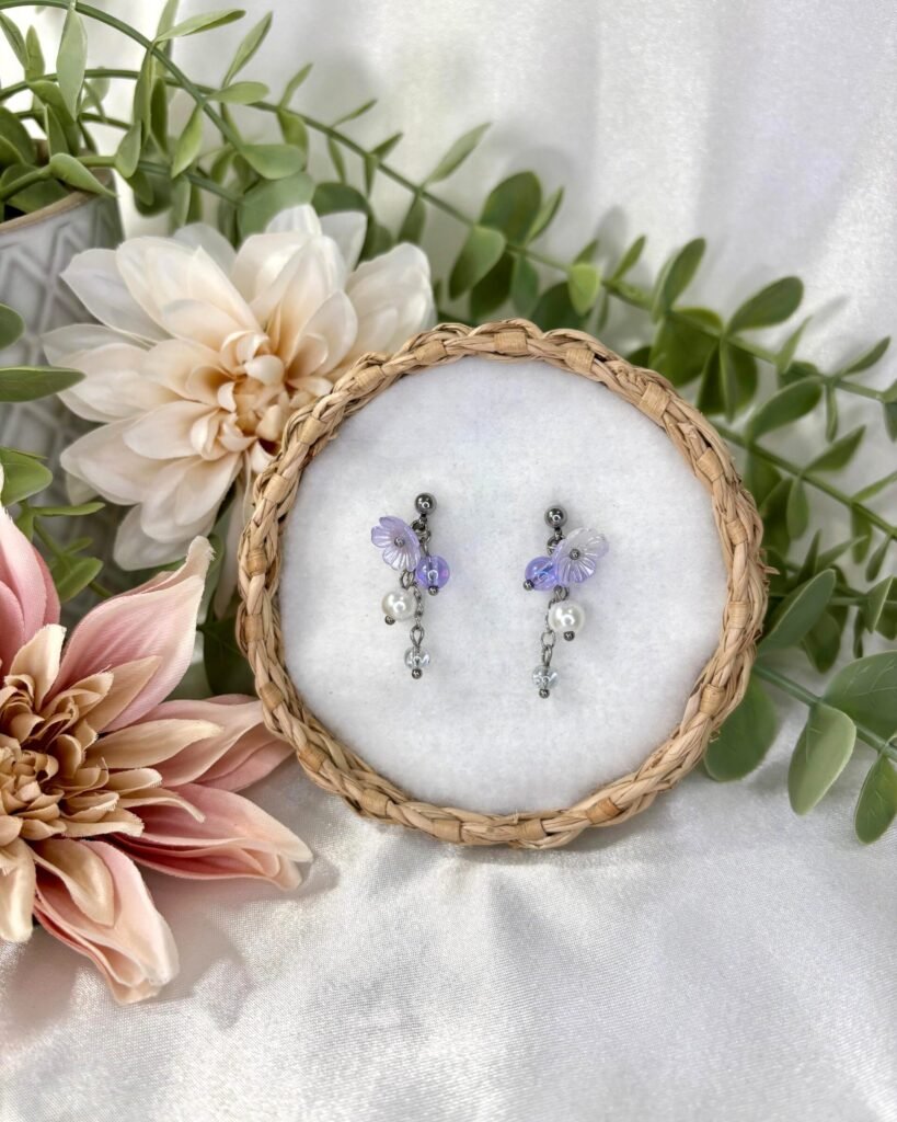 Ella-korvakorut, violetti-hopea